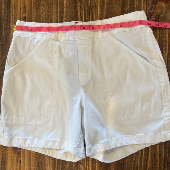 Spanx Women’s On The Go 6” Shorts Classic White Size M 4Pockets Stretch Cotton - Picture 6 of 11